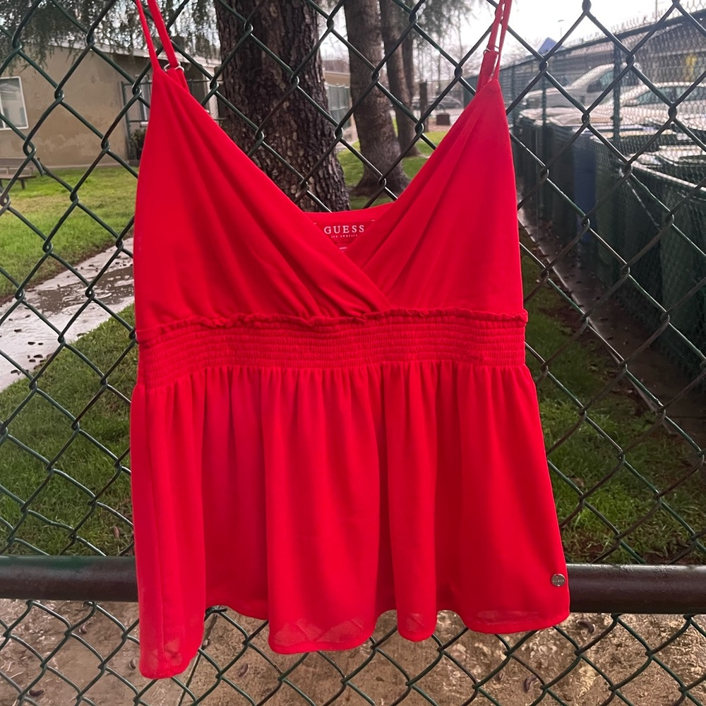 Guess top